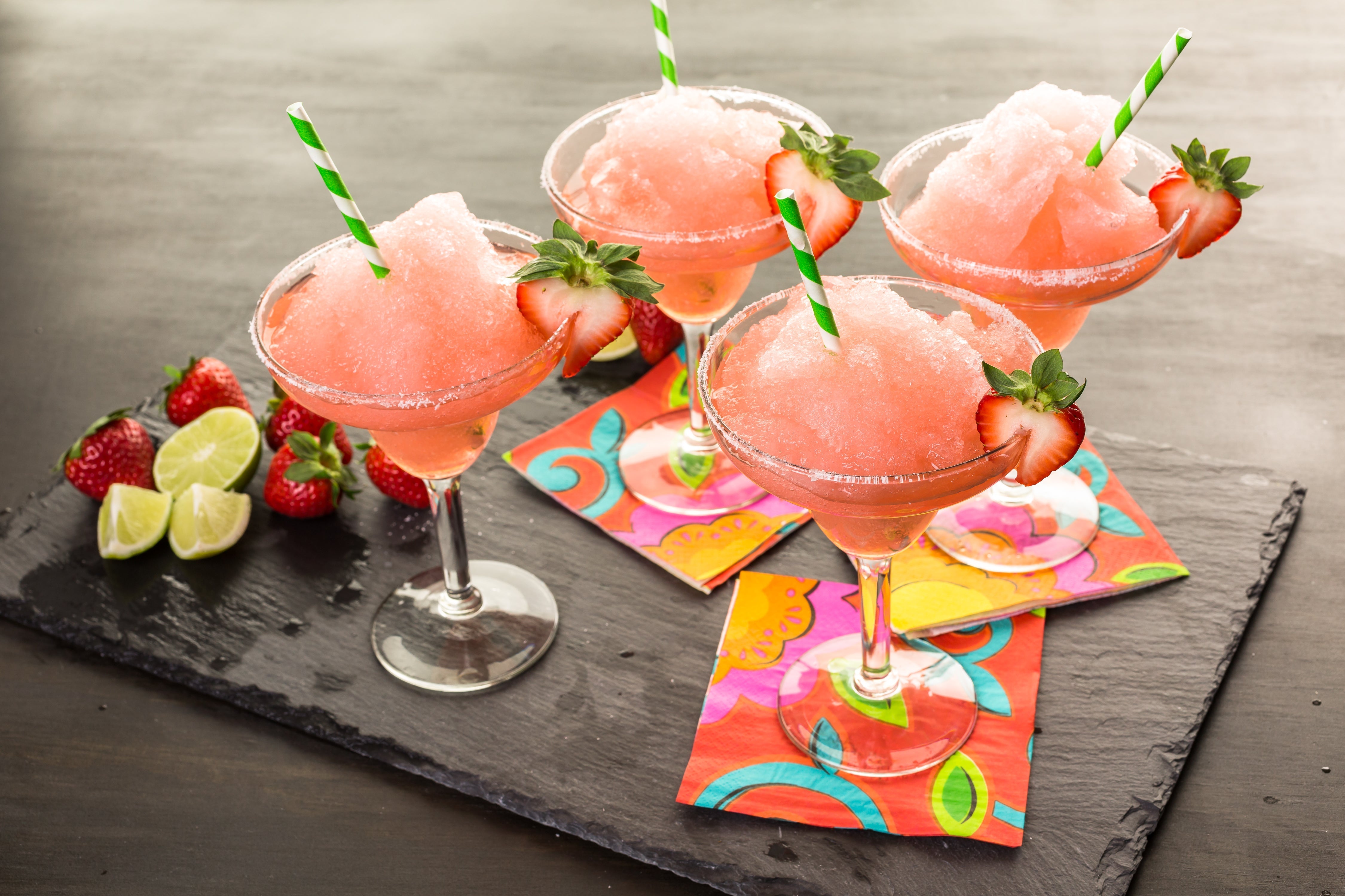 Frozen Fruit Cocktails: High-end Ingredients for your Business