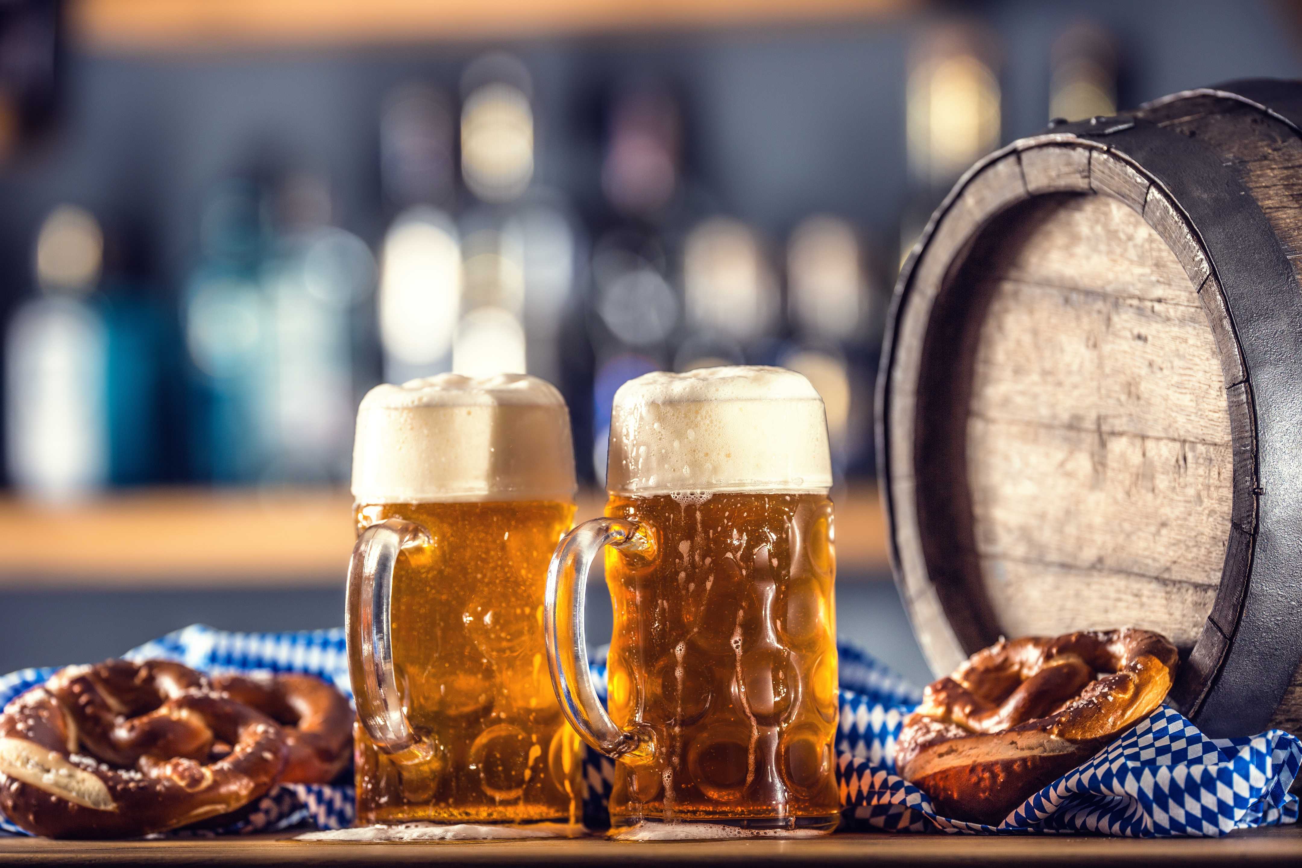 Traditional vs. Modern Oktoberfest Beers